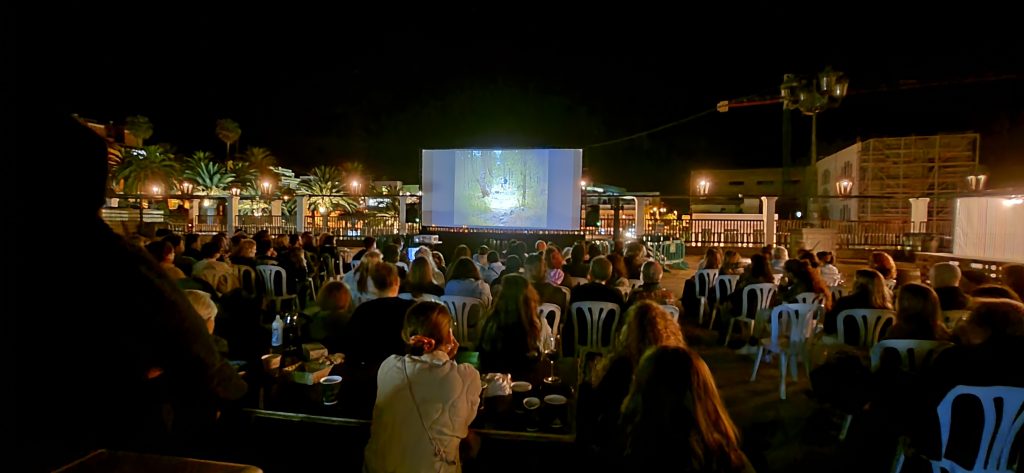 Proyección obras audiovisuales de Canarias